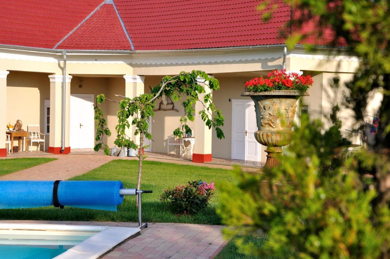 Tisza Topic Poroszló Exterior foto